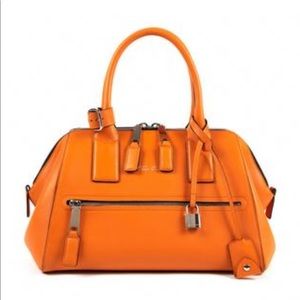 ‼️ISO‼️ Help Me Find This Marc Jacobs ‘Incognito’